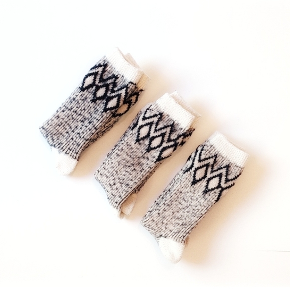 Aerie Sock Set - Picture 1 of 5